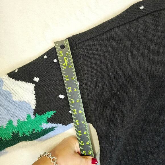 Ugly XMas Sweater SzL Camper Outdoor Santa‎ mountain n Trees n Camping theme. - Picture 11 of 14